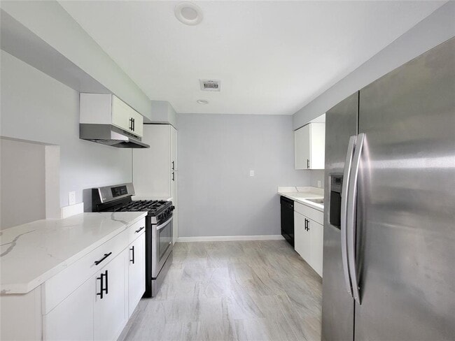 Building Photo - 5103 Karu Dr Unit B Rental