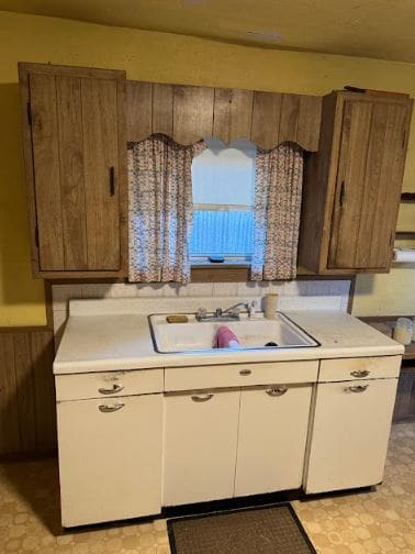 Photo - 1917 W Wiswall St