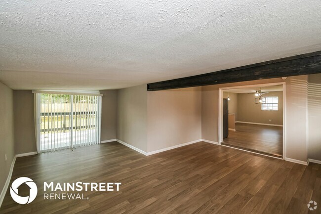 Building Photo - 335 Bonnlyn Dr Rental