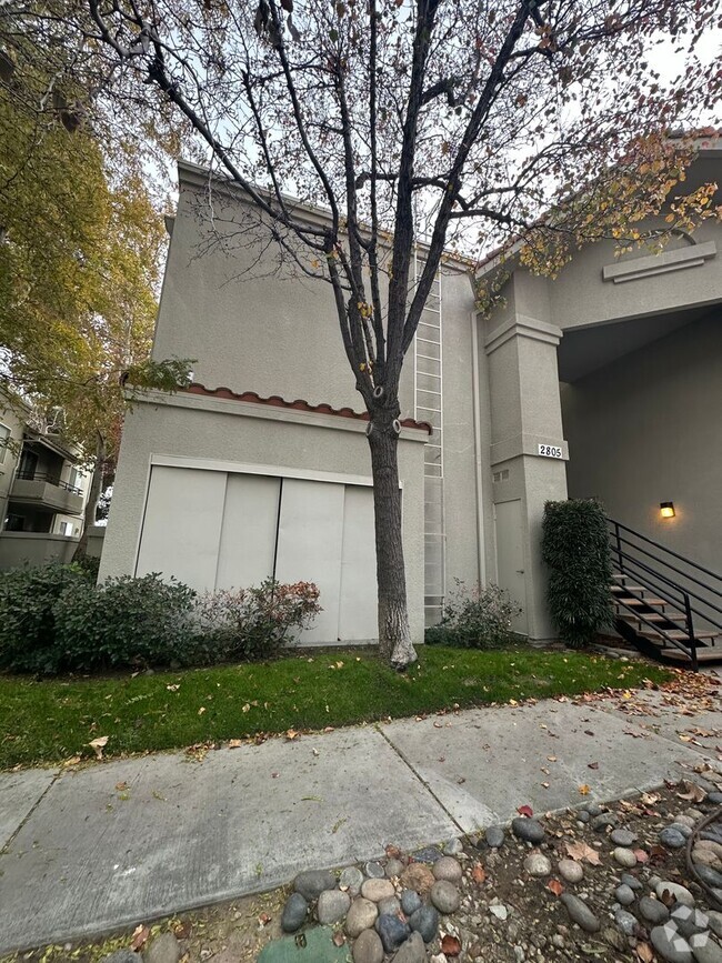 Building Photo - (PENDING APPLICATION) Gated West Lancaster... Rental