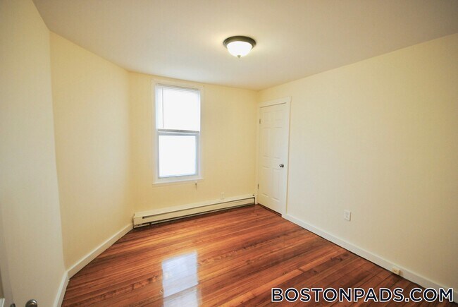 Photo - 299 Lexington St Unit 3