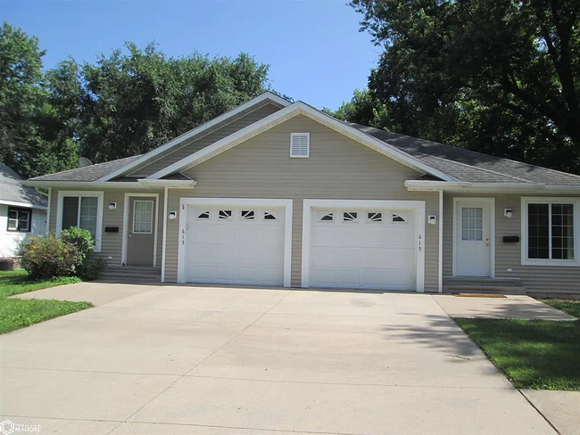 Photo - 613 South St Townhome