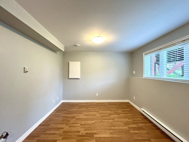 Photo - 19 Martin & Doyles Ln Unit A