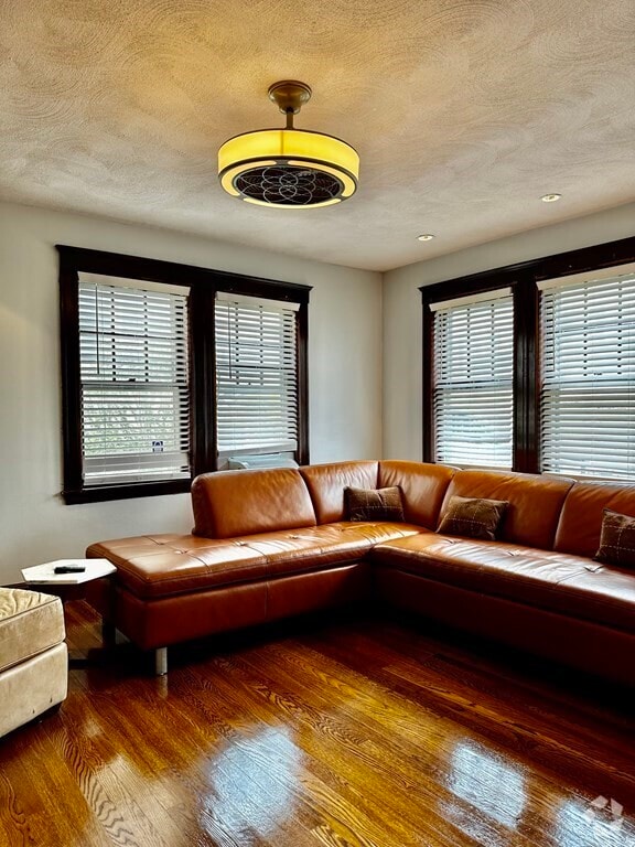 Building Photo - 8 Blakeville St Unit 1 Rental