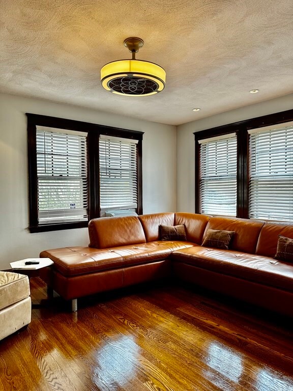 Building Photo - 8 Blakeville St Unit 1 Rental
