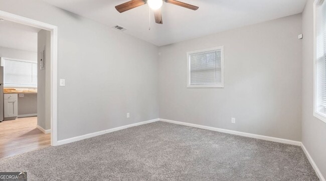 Photo - 614 Hardy Ave SW