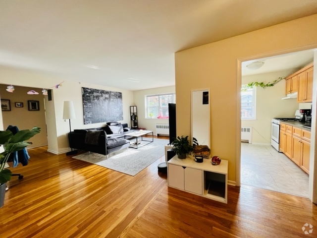 Building Photo - 150 Union Ave Unit C Rental