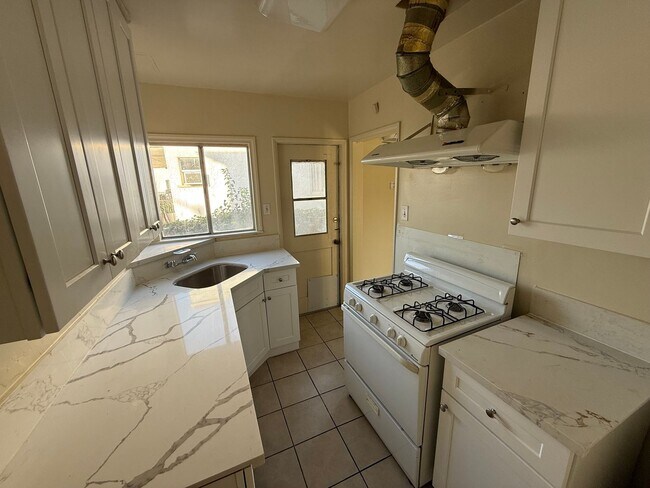 Photo - Empats LLC - R1 Unidad 3