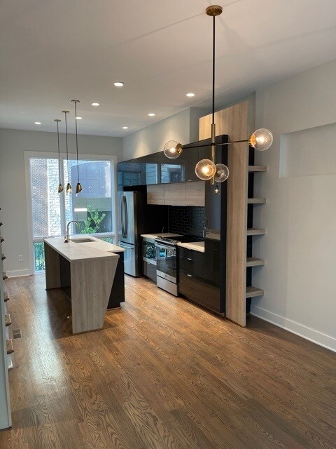 Photo - 1058 Kenilworth Ave