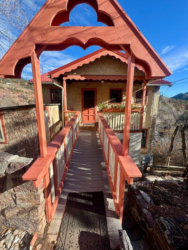 Photo - Cave Ave Unit #1