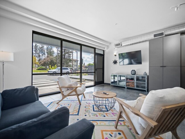 Photo - 3003 E 30th Ave Unit 3003 E 30th Ave  2