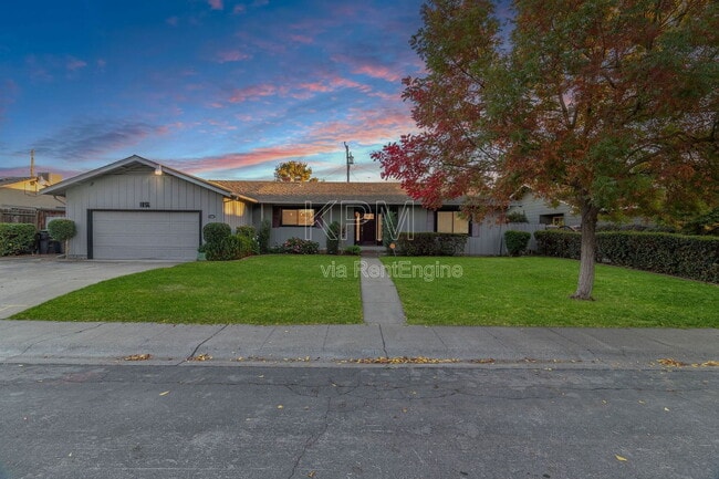 Building Photo - 1056 Cameron Way