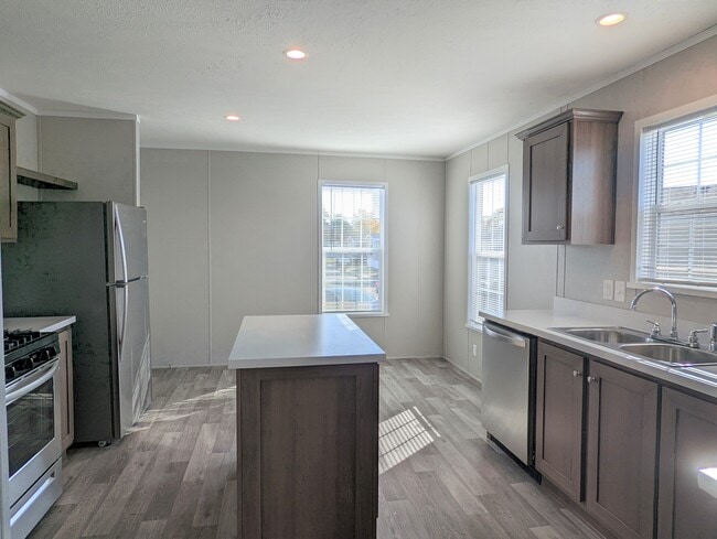 Photo - 521 Washington