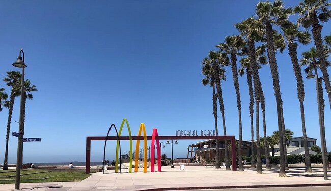 Photo - 215 Evergreen Ave