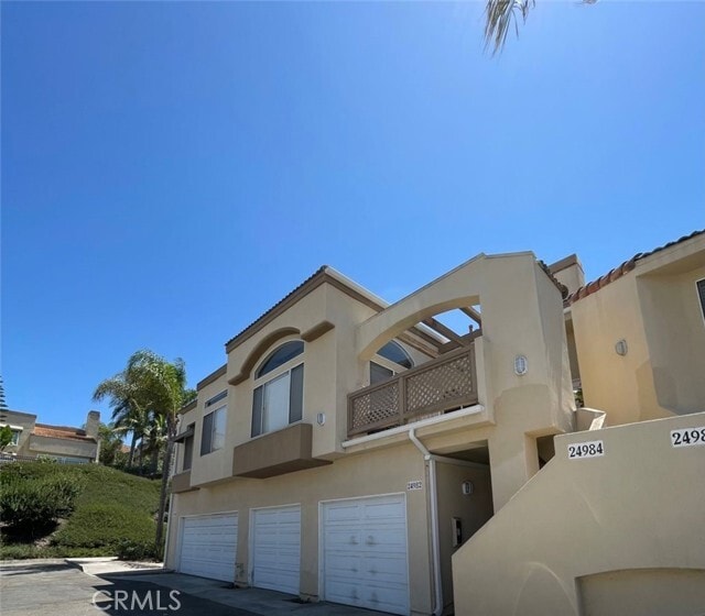 Photo - 24984 La Pantera