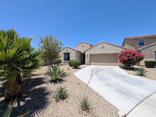 Building Photo - 6952 W Golden Ln Rental