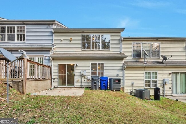 Photo - 6338 Hickory Ln Cir