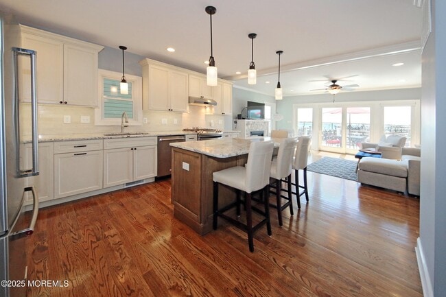 9 Sea Drift Ave