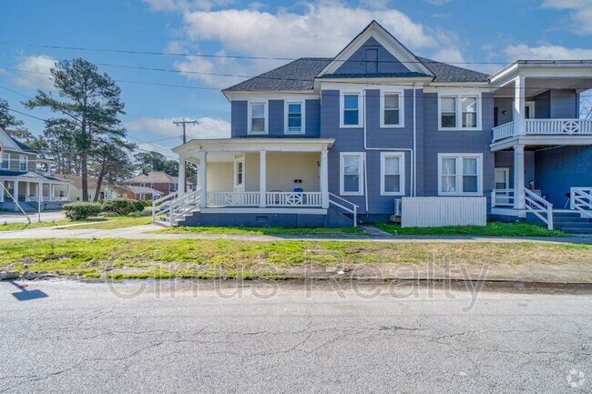 Building Photo - 301 Cedar St Unit #4 Rental