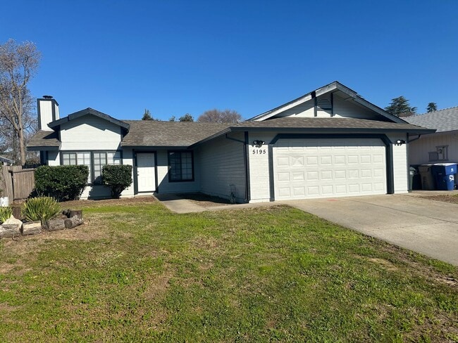 Building Photo - Move In Ready 3 Bedroom!