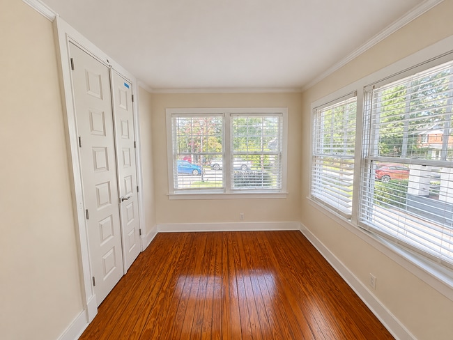 Photo - 915 Laurens St
