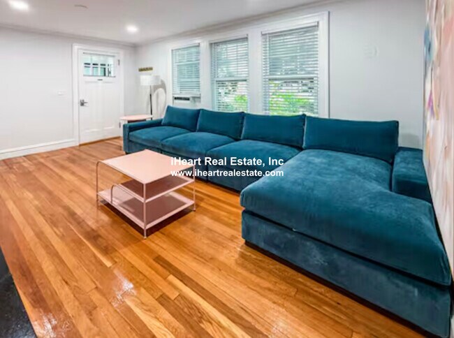 Photo - 65-67 Saint James Cir. Unit 1