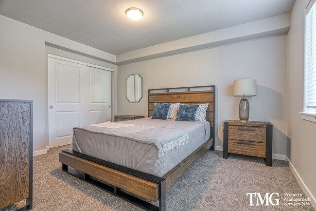 Photo - Waterford Terrace