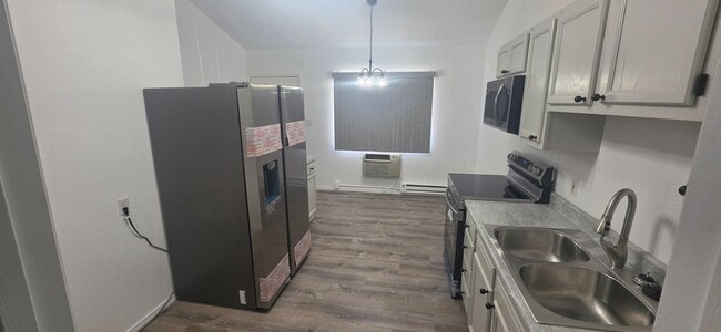 Photo - 1705 Oakshire Ln Unit A
