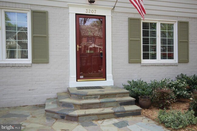 Photo - 3207 Circle Hill Rd