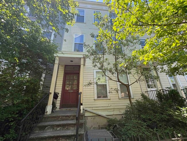 Photo - 159 Sussex St Unit 1