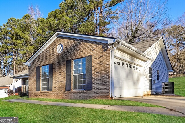 Photo - 955 Foxworthy Ln