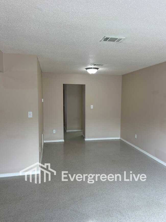 Photo - 50 Callan Ct