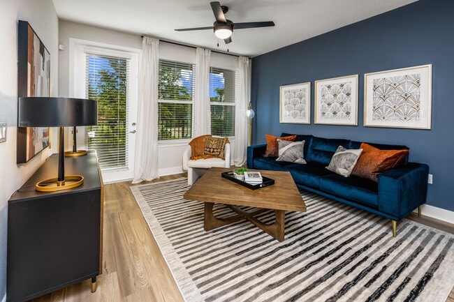 Photo - The Alibi at Lake Lilly