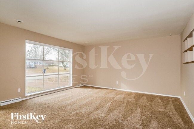 Photo - 649 Village Square Dr