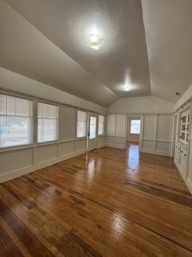 Photo - 1403 E Fillmore St