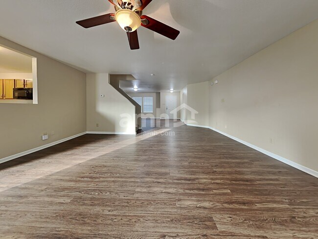 Photo - 2337 Blackthorn Drive