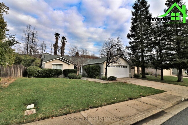 Photo - 1117 Grouse Dr