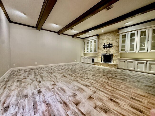 Photo - 1027 Cragmore Dr