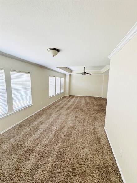 Photo - 203 Spruce Trail