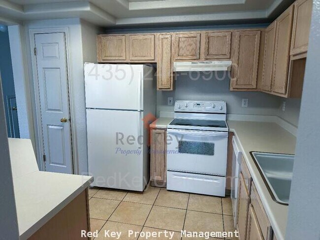 Photo - 1930 N Condo.