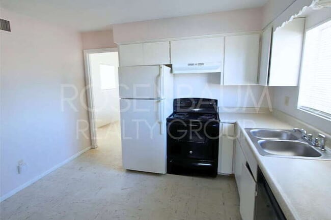 Photo - 1000 N Pueblo Dr Unidad 1000