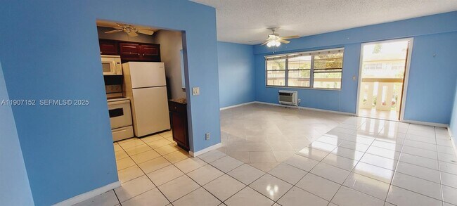 Photo - 534 Mansfield M Unit 534