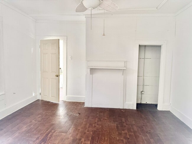 Photo - 119 N Baxter St