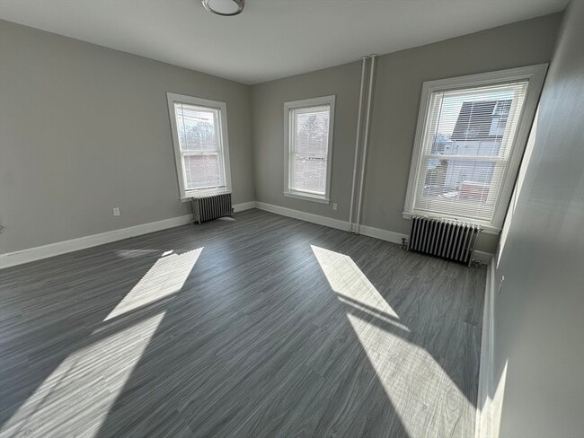 Photo - 20 Wall St Unit 3