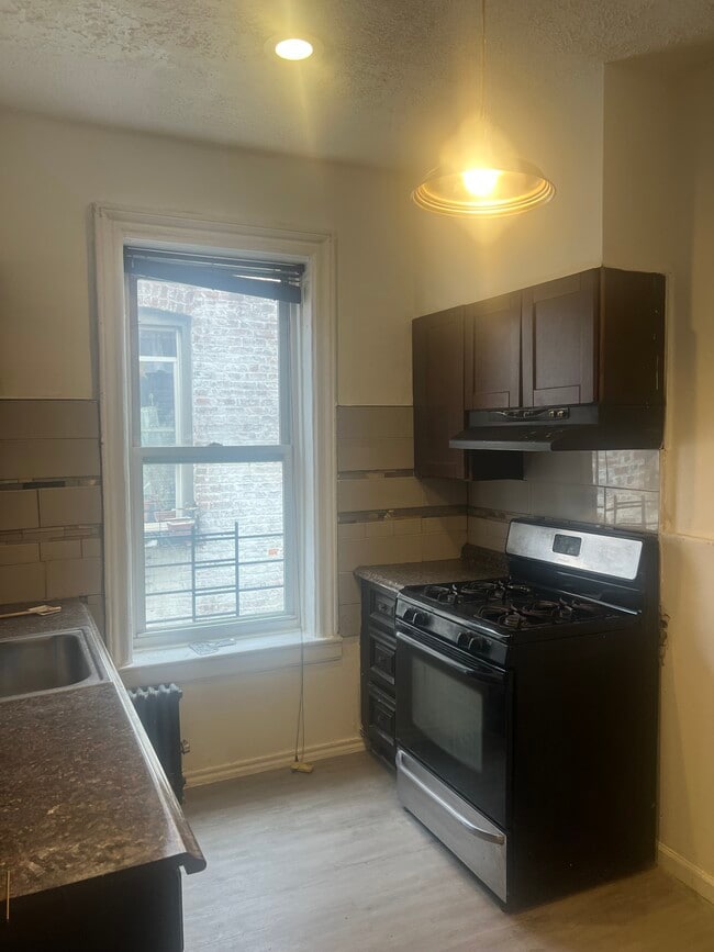 Photo - 407 E 96th St Unit 2f