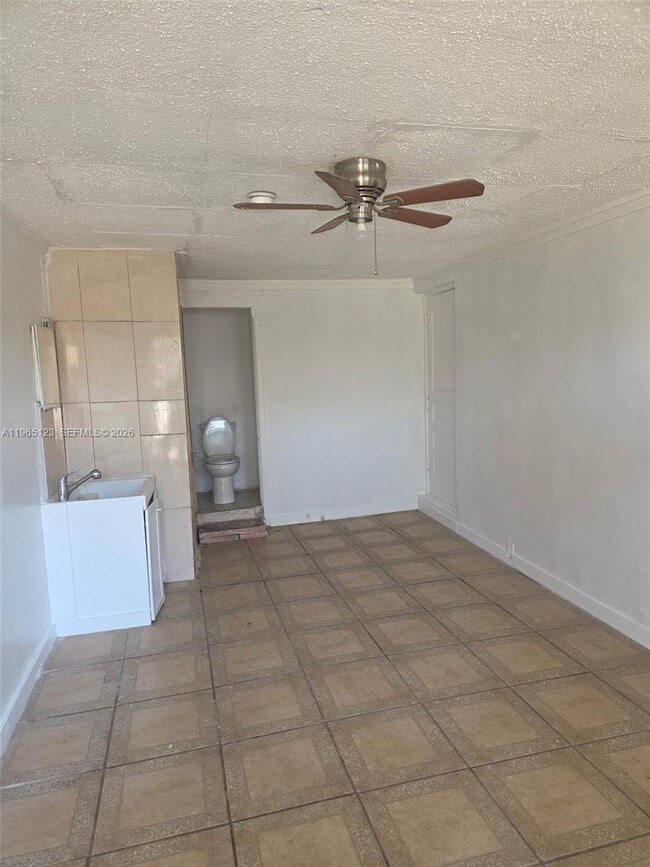 Building Photo - 725 Opa-locka Blvd Unit A