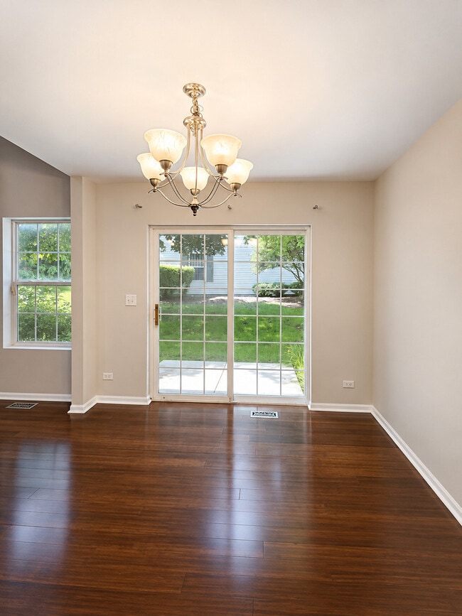 Photo - 2338 Stoughton Cir