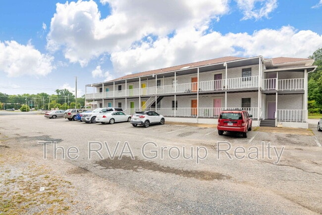 Photo - 3807 Woodlawn St Unit 1
