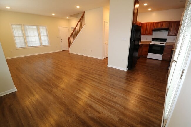 Photo - 305 S Clifton Ave