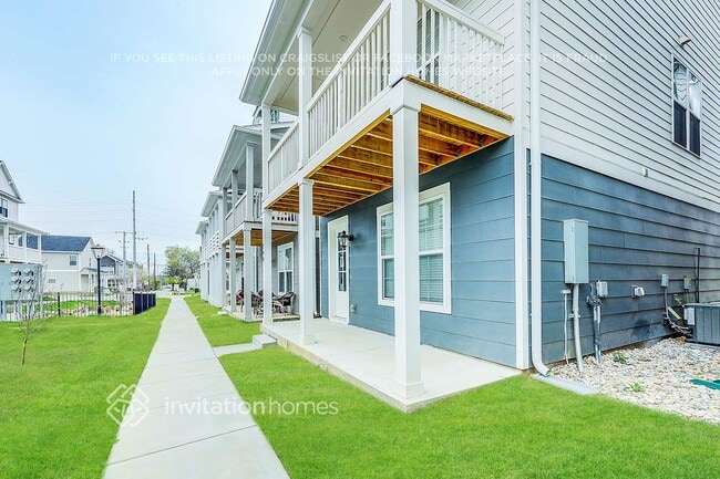 Photo - 244 Founders Ln